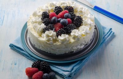 Sahne steif geschlagen für Torte